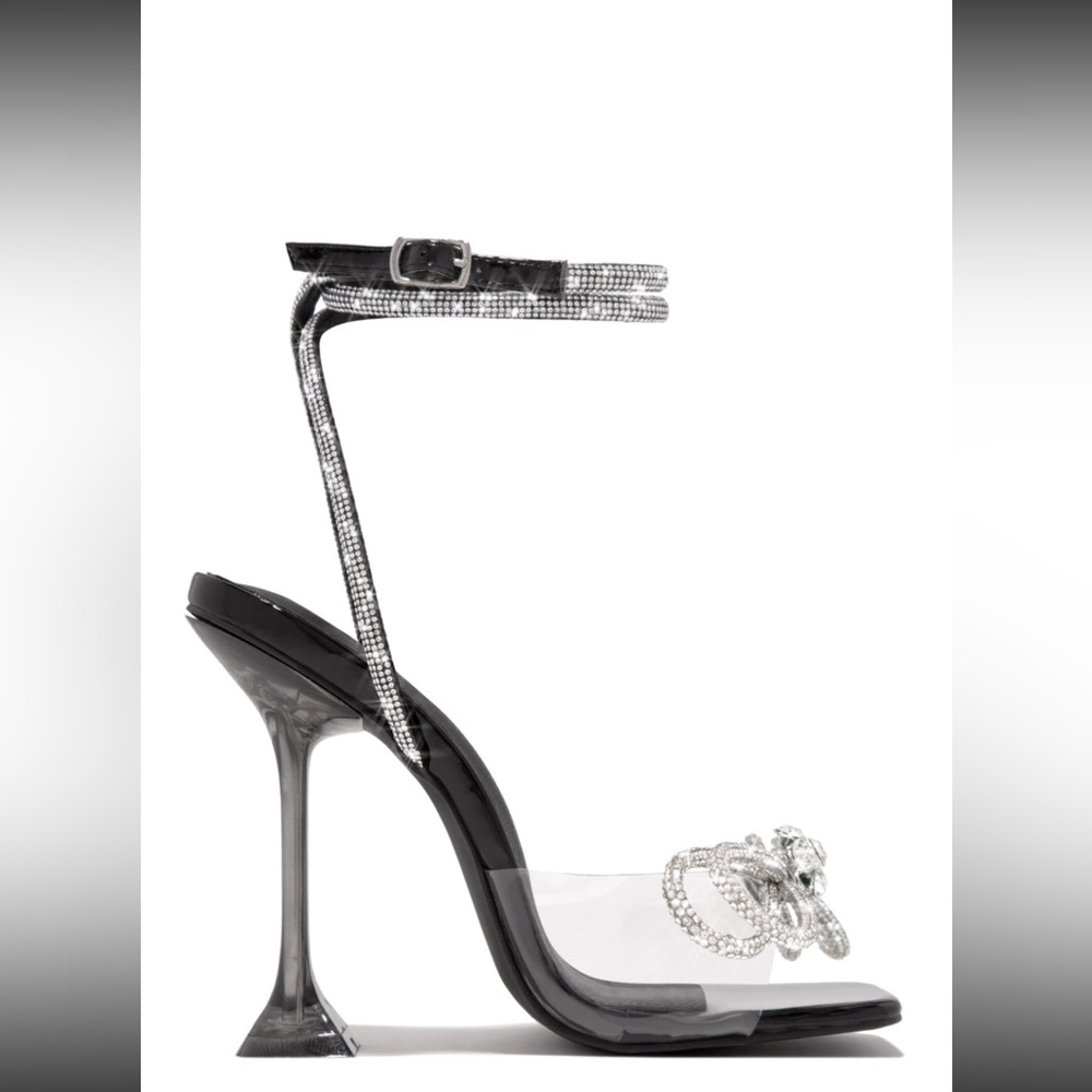 MISS LOLA Heels - Picture 2 of 7